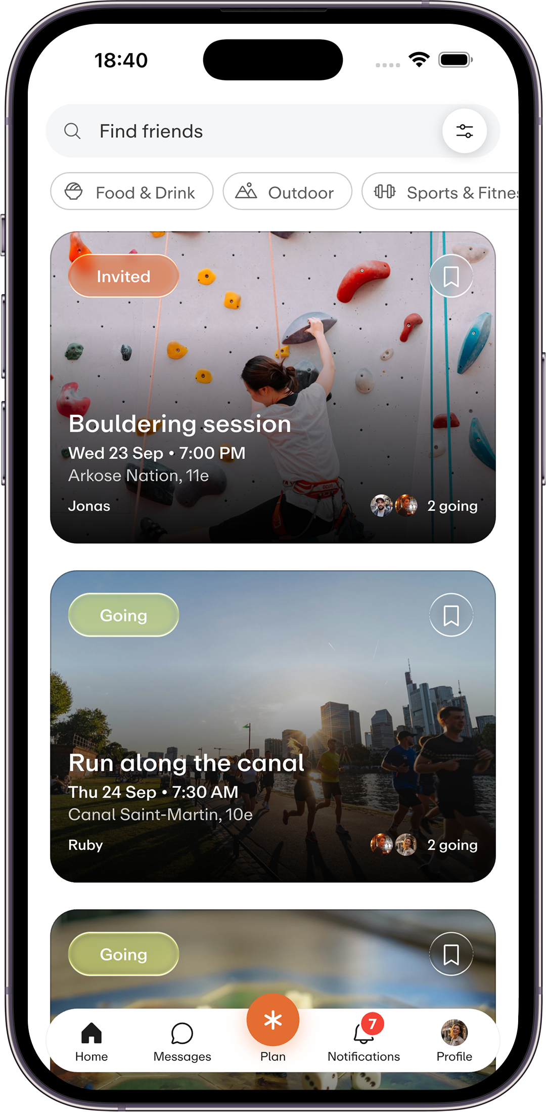 The Ketchup home screen: a bouldering session and a canal run, each showing the host, time, place and who's going